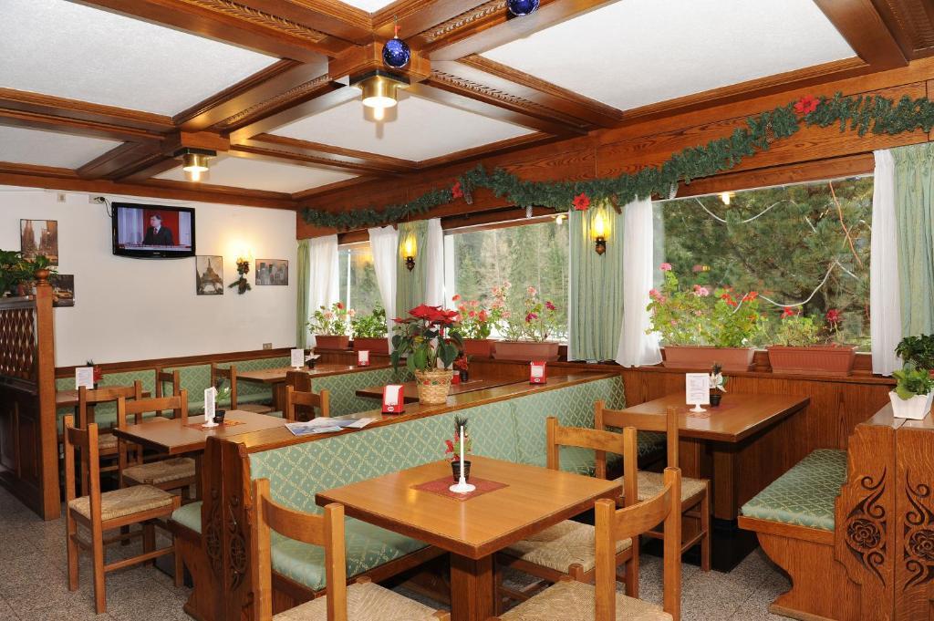 Hotel Bucaneve Moena Kamer foto